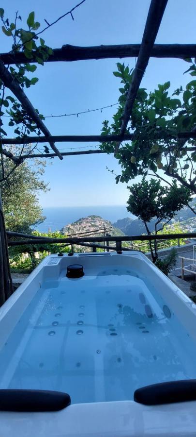 Bed and breakfast Monte Brusara Relais 3*