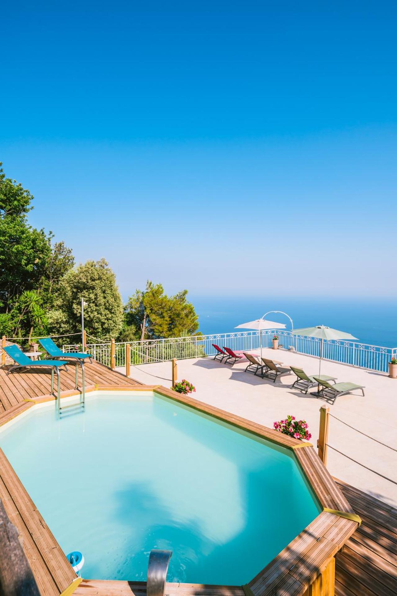 Bed and breakfast Monte Brusara Relais 3*